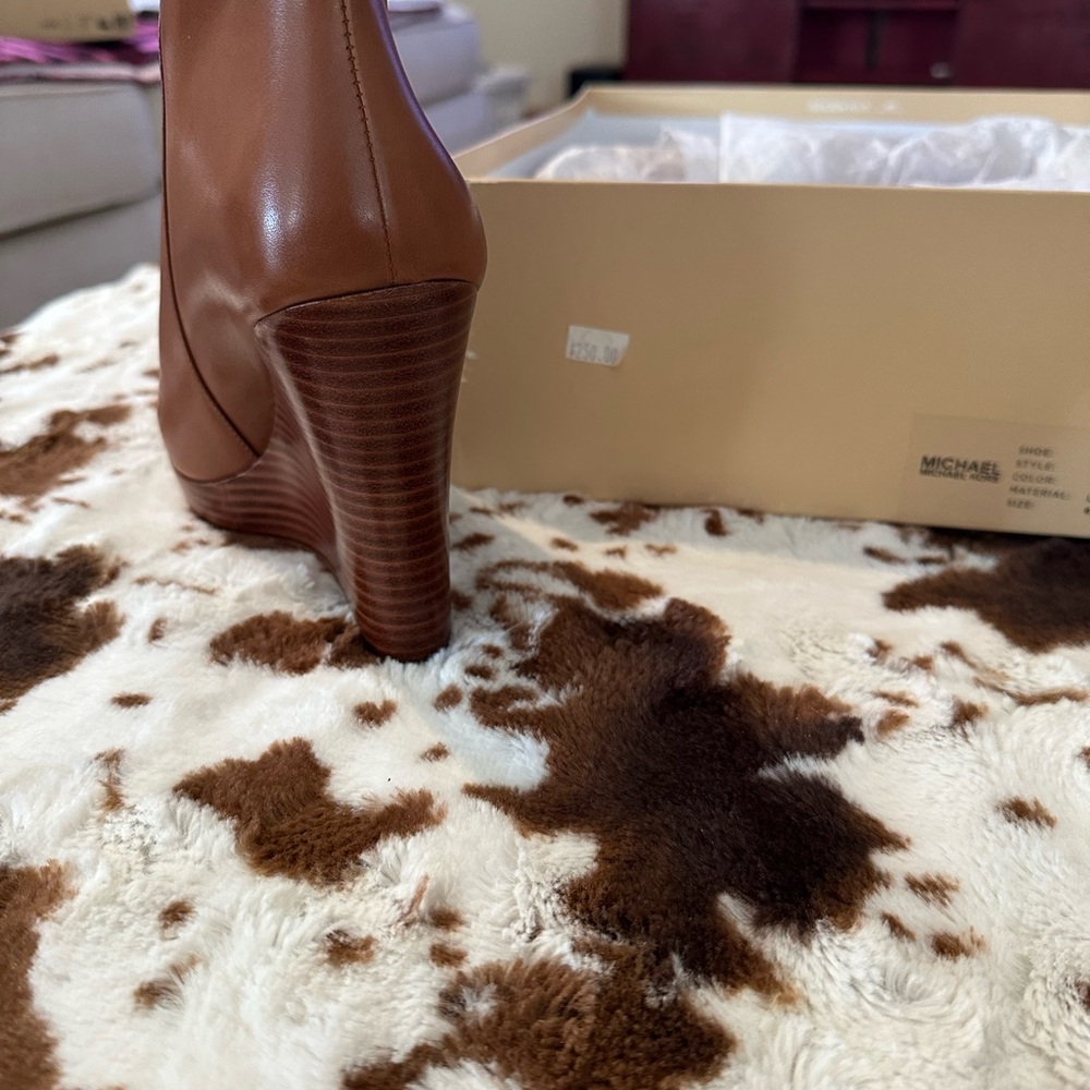 Michael Kors Chestnut Brown Leather Wedge Ankle Boots - Picture 4 of 5